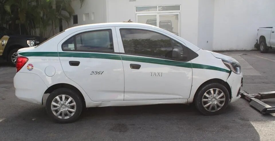 Detienen a taxista de Cancún por delitos contra la salud