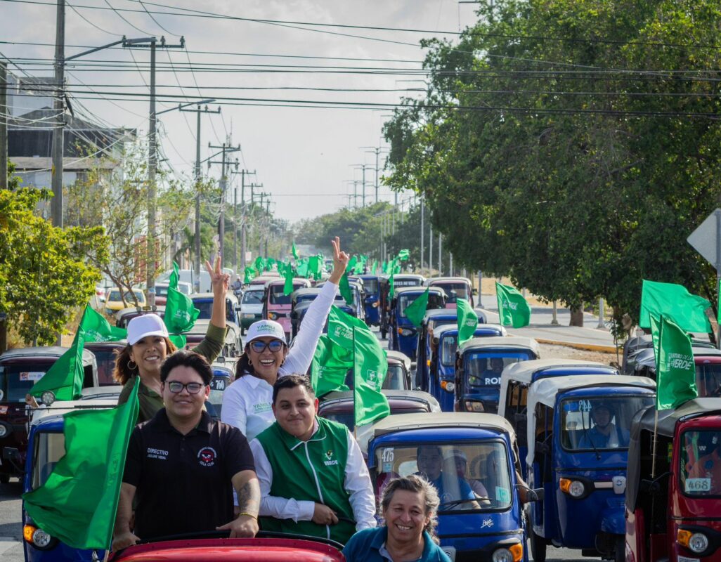 Yamili Góngora recibe respaldo de mototaxistas en Cancún