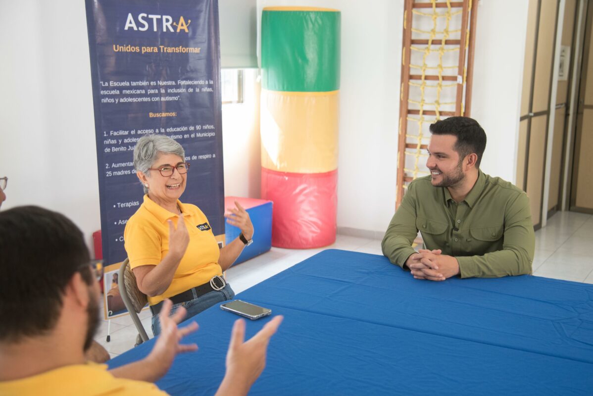 Reconoce el Secretario de Bienestar, Pablo Bustamante, labor de la Asociación de Ayuda a Niños con Trastornos en el Desarrollo (ASTRA), beneficiaria del Programa “Unidos para Transformar” 2024